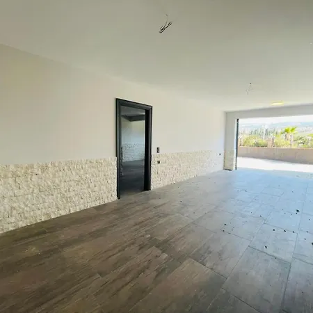 Apartament Isitmali Havuzlu Lueks *
