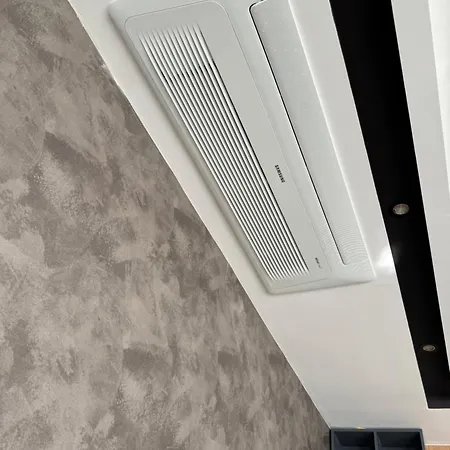 Isitmali Havuzlu Lueks * Kuşadası